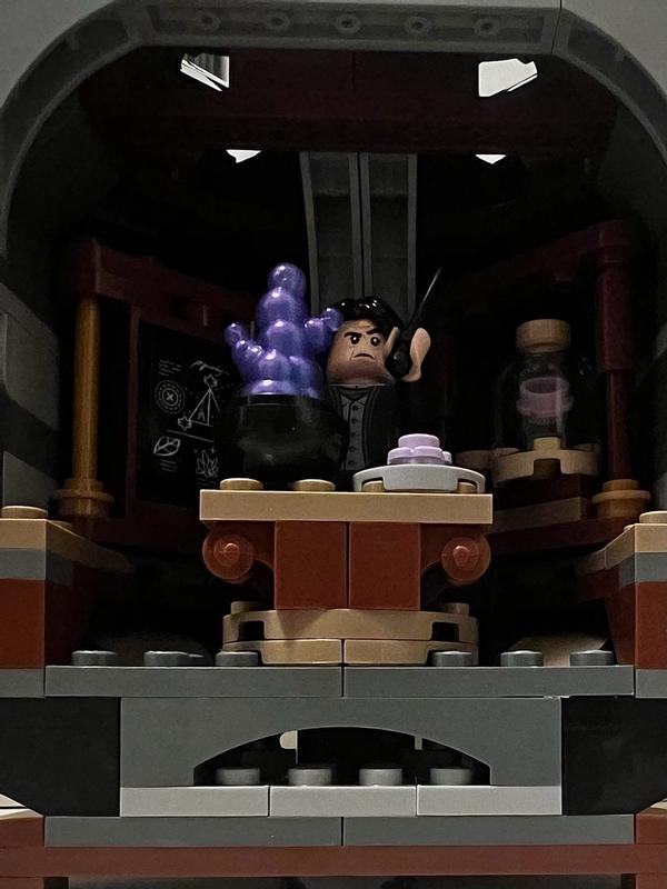 Customer carousel item 12.