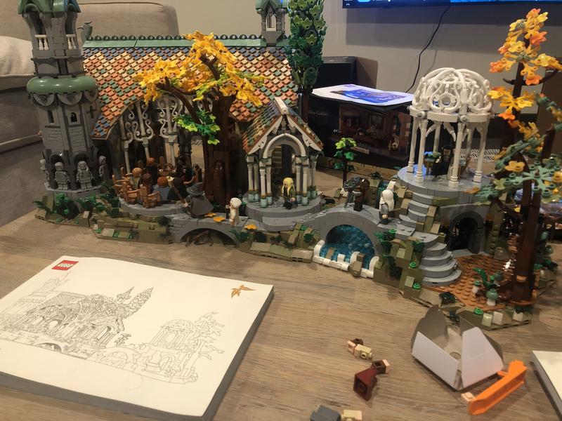 LEGO sort un kit collector de Fondcombe pour les fans du Seigneur des  Anneaux