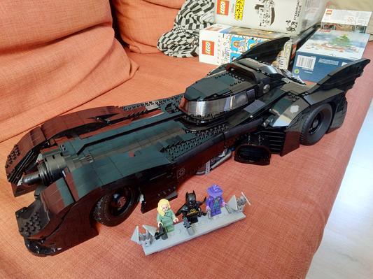 LEGO Super Heroes DC Comics 1989 Batmobile TM 76139 (3308 pieces 