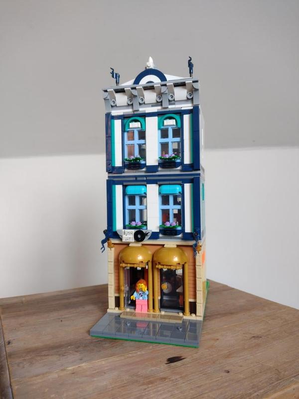 Review Thumbnail Image 0 1214842064