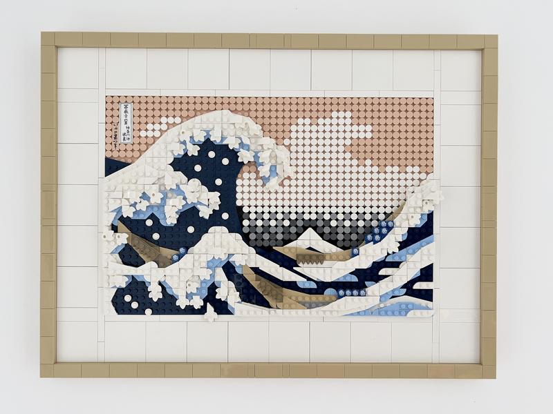 Japanese LEGO Artist Recreates Hokusai's The Great Wave Off Kanagawa  Using LEGO Bricks