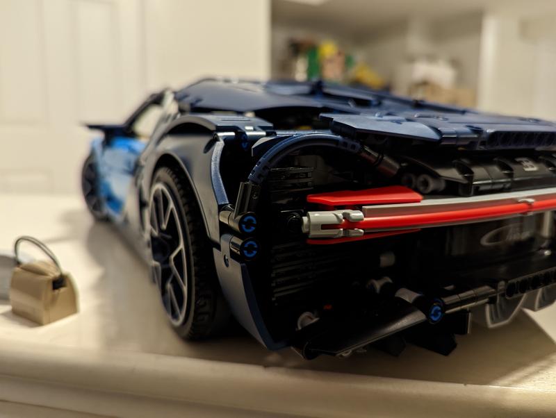 LEGO Technic Bugatti Chiron 42083 3599 pieces Toys R Us Canada