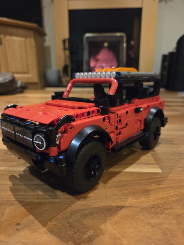 Customer carousel item 7.