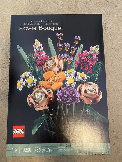 LEGO Adult Builders Expert Flower Bouquet 10280 by LEGO Systems Inc.