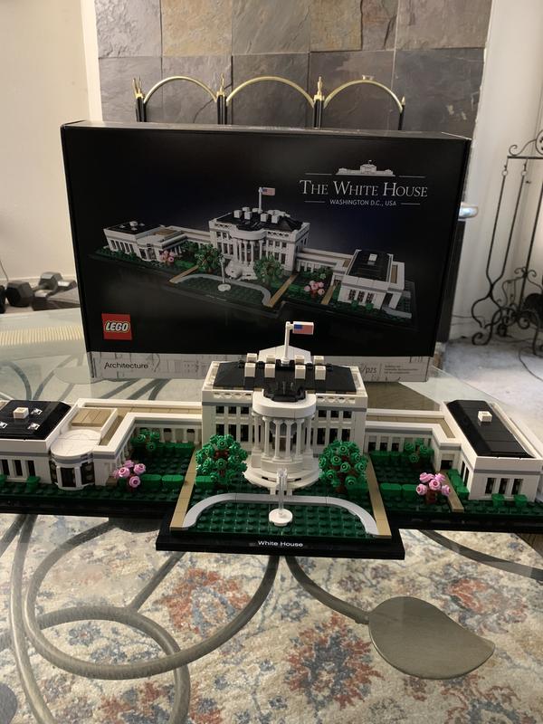 LEGO Architecture Collection: The White House 21054 - Model Building Kit,  Creative Set for Adults and Teens, Energizing DIY Project, Iconic