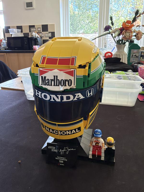 Customer photo for "Best F1 helmet so far"