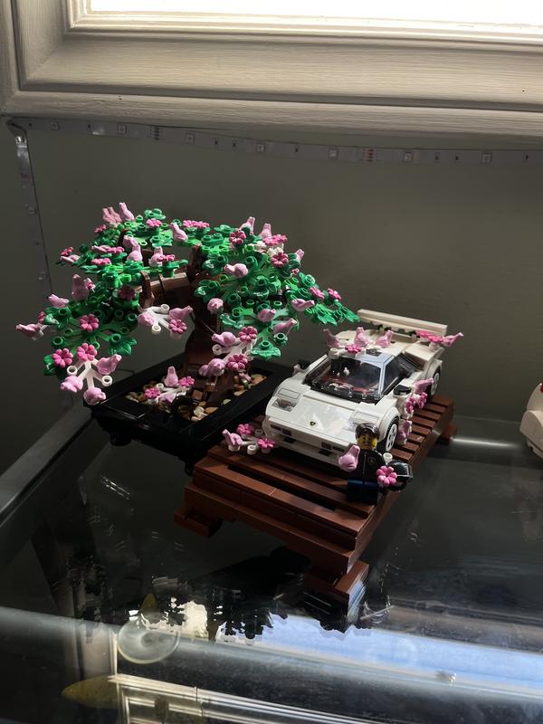 I have this little desk with the bonsai tree and tranquil garden, what  other sets will fit here in this style? : r/lego