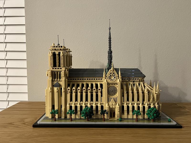 Customer carousel item 1.