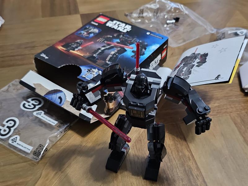 Lego Vader Mech assembled