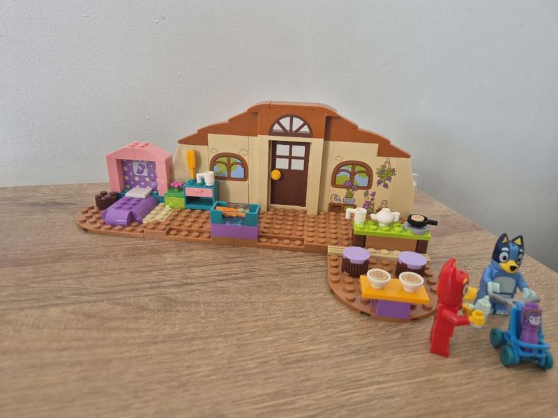 Customer photo for "Perfect for young lego enthusiasts"