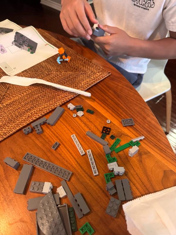 Customer carousel item 14.