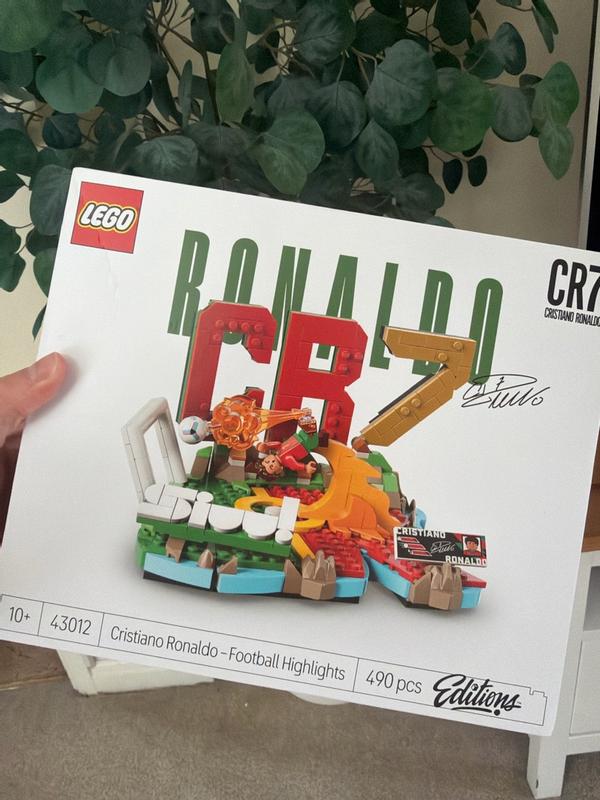 Customer carousel item 8.