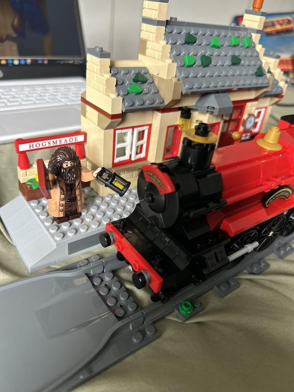 LEGO Harry Potter Hogwarts Express Hogsmeade Station 76423 1 074 Pieces Toys R Us Canada