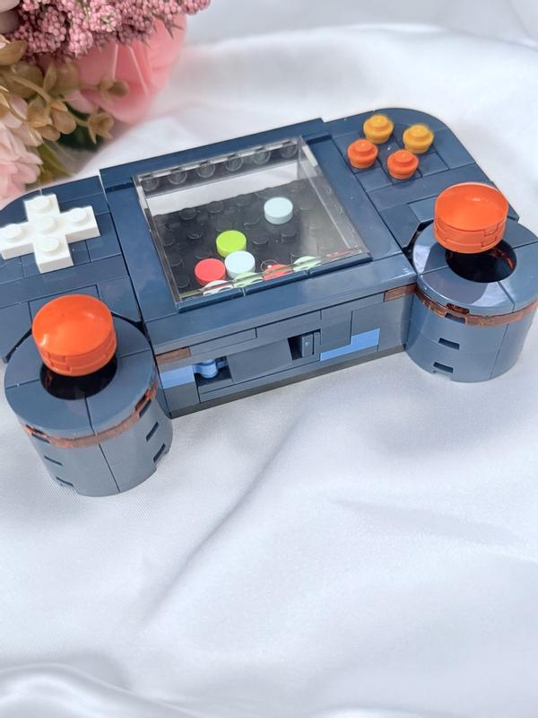 Customer carousel item 6.