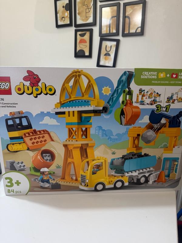 Customer carousel item 9.