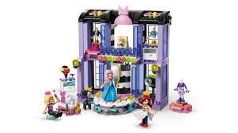 Customer carousel item 9.