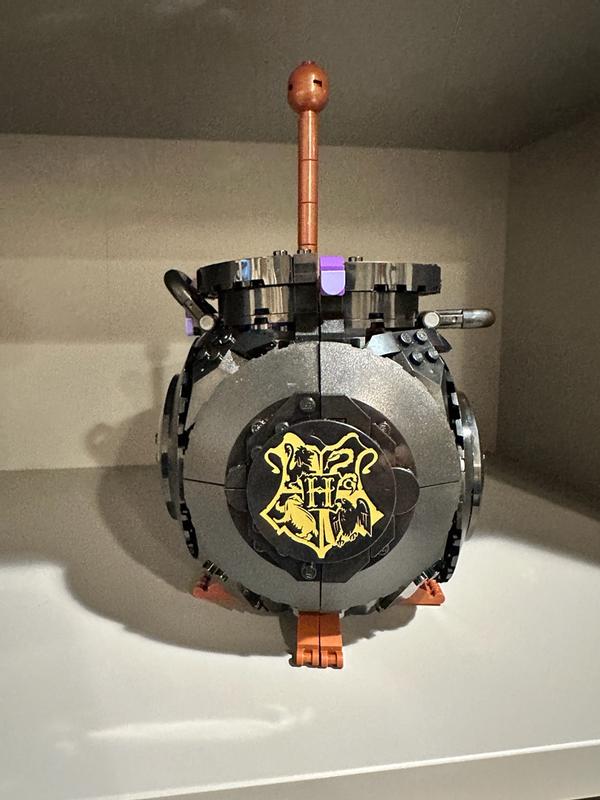 Customer carousel item 6.