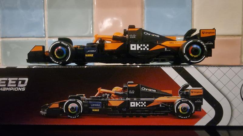 Customer carousel item 9.