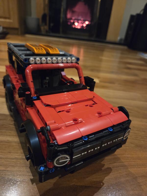 Customer carousel item 8.