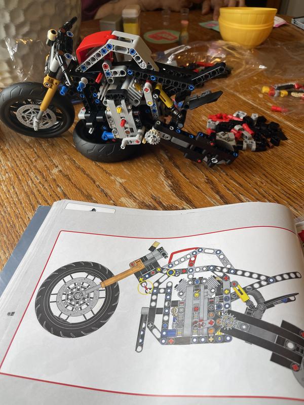 Lego ducati big w sale