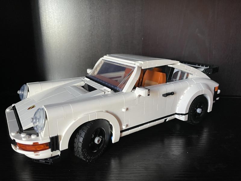 Porsche Full-Size LEGO 911 Turbo