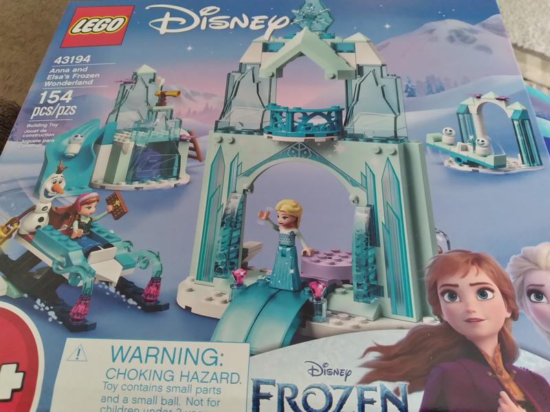 LEGO Disney Princess Le monde féerique d'Anna et Elsa de la Reine des neiges  43194 (154 pièces)