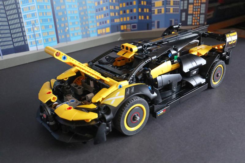 LEGO Technic Bugatti Bolide 42151 Building Toy Set (905 Pieces 