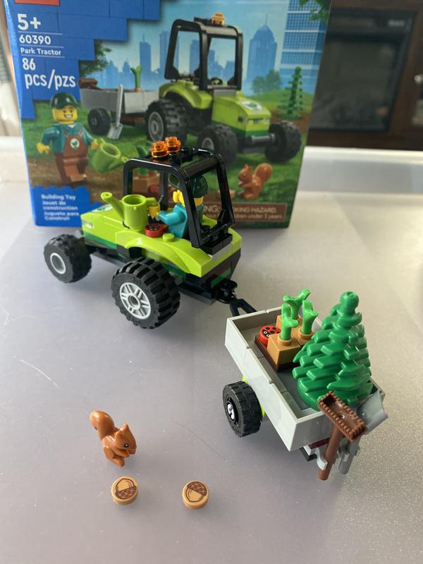 LEGO City 60390 Le Tracteur Forestier