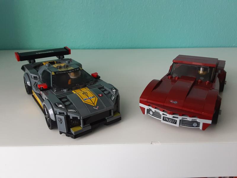 Photo from BricktasticChair076