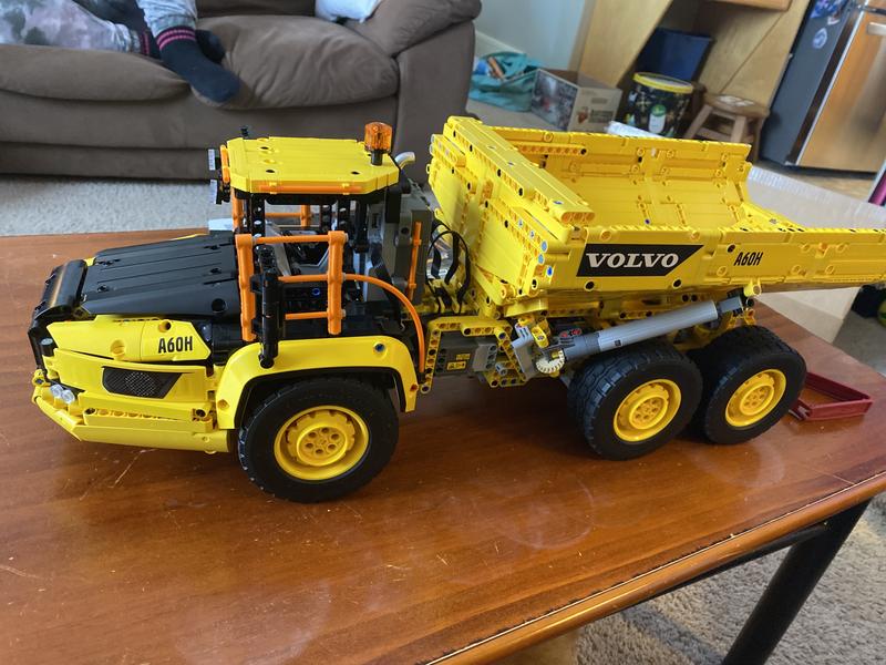 Volvo discount lego 6x6