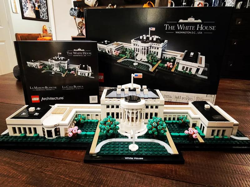 LEGO Architecture The White House 21054 by LEGO