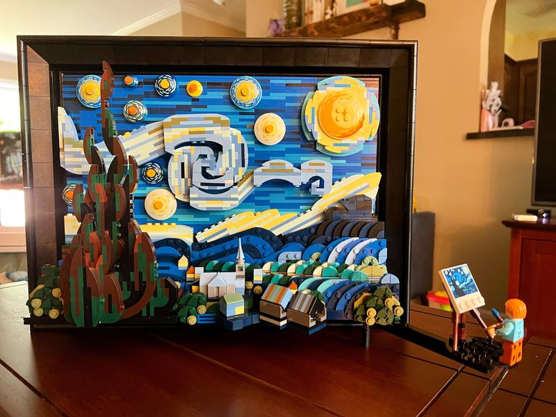 New LEGO 'Starry Night' Set Is a Must for Artists