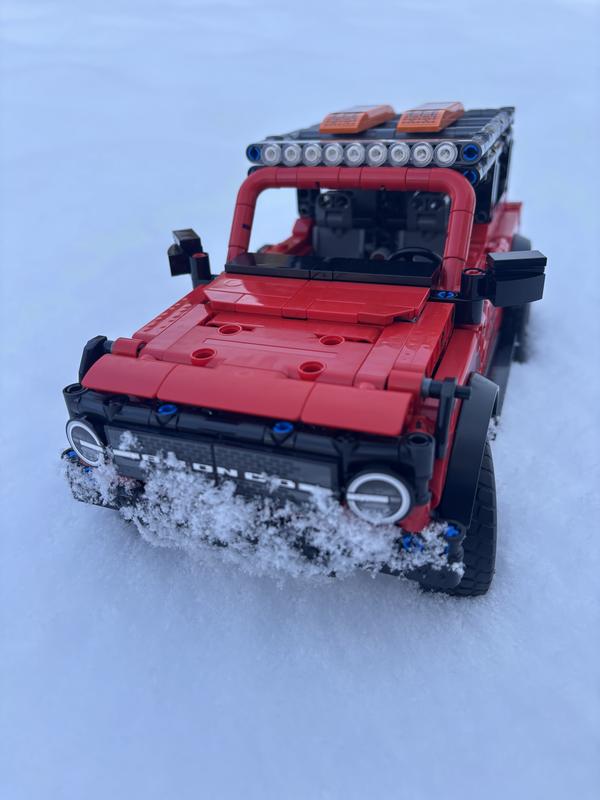 Customer carousel item 6.