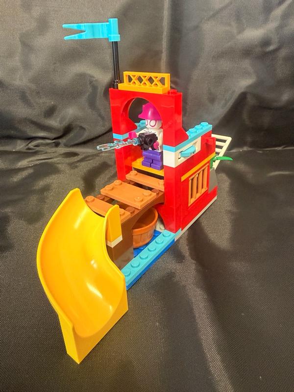 Customer carousel item 5.