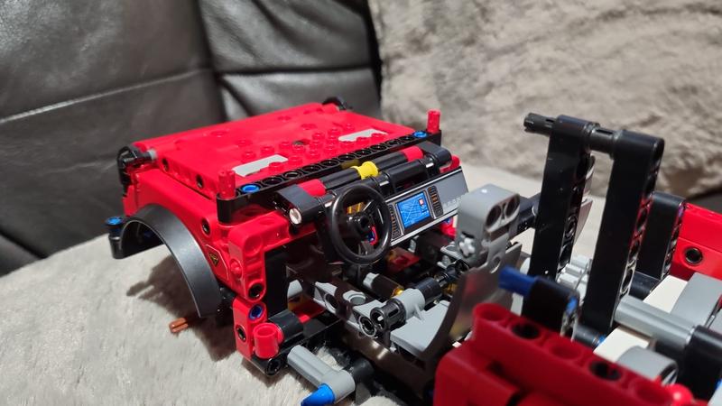 Customer carousel item 9.