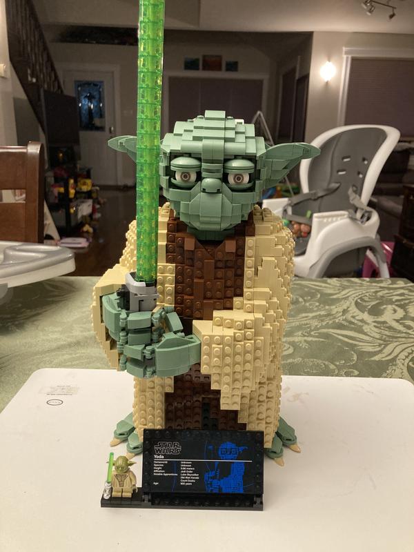 Best Buy: LEGO Star Wars Yoda 75255 6251762