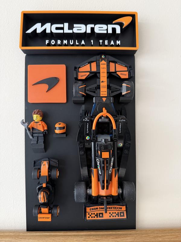 Customer carousel item 8.