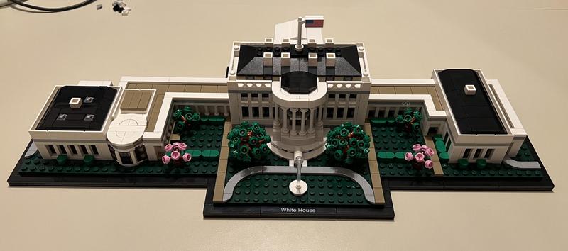 LEGO Architecture Collection: The White House 21054 - Model Building Kit,  Creative Set for Adults and Teens, Energizing DIY Project, Iconic