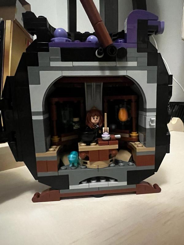 Customer carousel item 13.