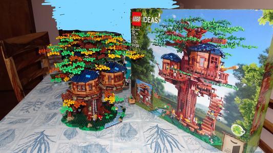 LEGO Ideas Tree House 21318 | Toys R Us Canada