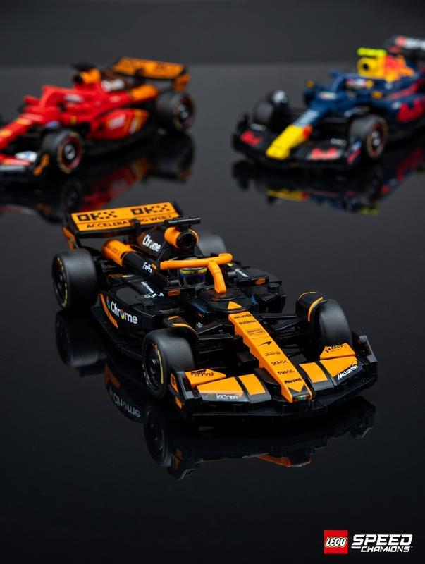 Customer carousel item 7.