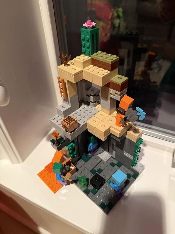 Customer carousel item 8.