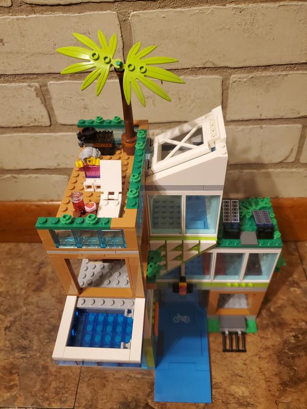 LEGO City - Apartment Building 60365 - 688 Parts » ASAP Shipping