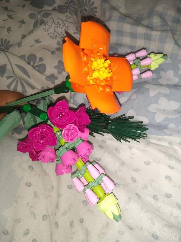 Make beautiful Lego flowers: Flower Bouquet set review - Craft Fix