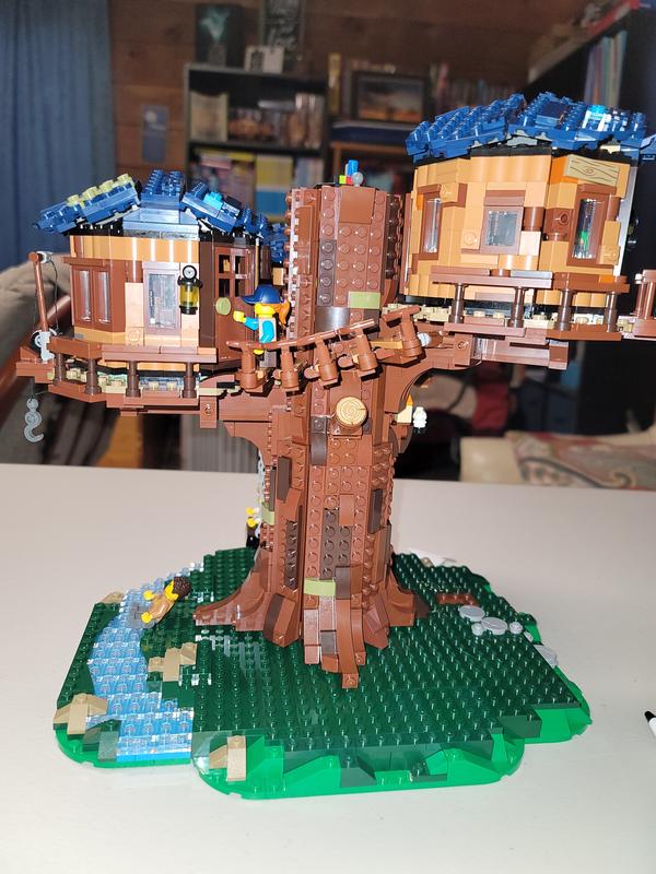 barnes and noble lego treehouse