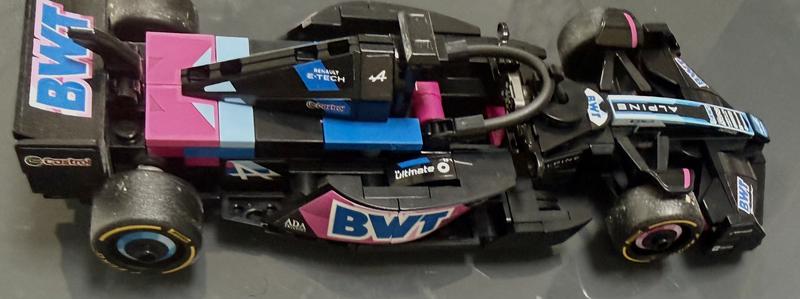 Customer carousel item 5.