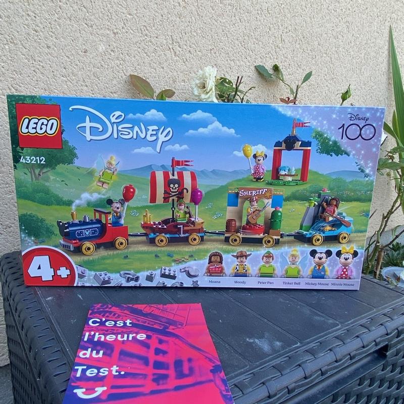 LEGO 43212 Disney Le Train en Fête Disney, Jouet Enfants 4 Ans avec Vaiana,  Woody, Peter Pan et Les Wagons de la Fée Clochett
