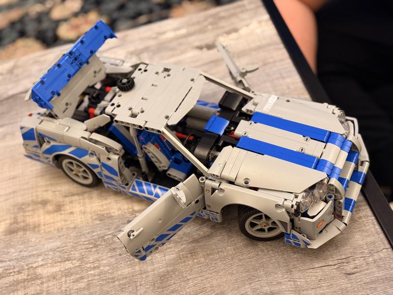 Customer carousel item 4.