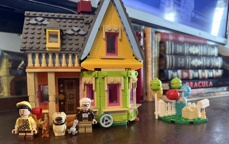 Customer carousel item 2.