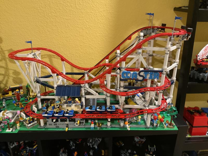 LEGO Creator Expert Roller Coaster 10261 4124 pieces Toys R Us